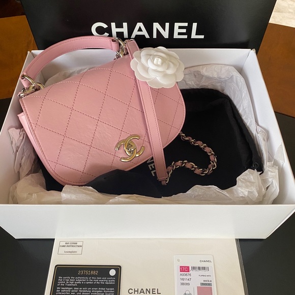 ‼️SOLD‼️Authentic Chanel 17C PINK SHW Crossbody - Picture 11 of 13